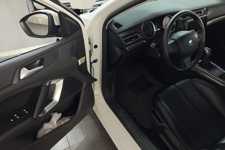 Used Peugeot 408 2014 1.8L Automatic Luxury Edition Driver Seat