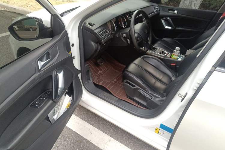 Used Peugeot 408 2014 1.6T Automatic Supreme Edition Driver Seat