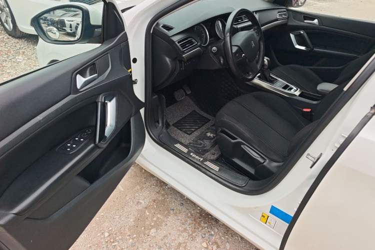 Used Peugeot 408 2014 1.8L Automatic Luxury Edition Driver Seat
