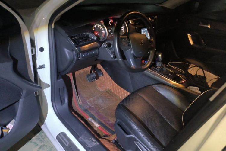 Used Peugeot 408 2014 1.8L Automatic Luxury Edition Driver Seat