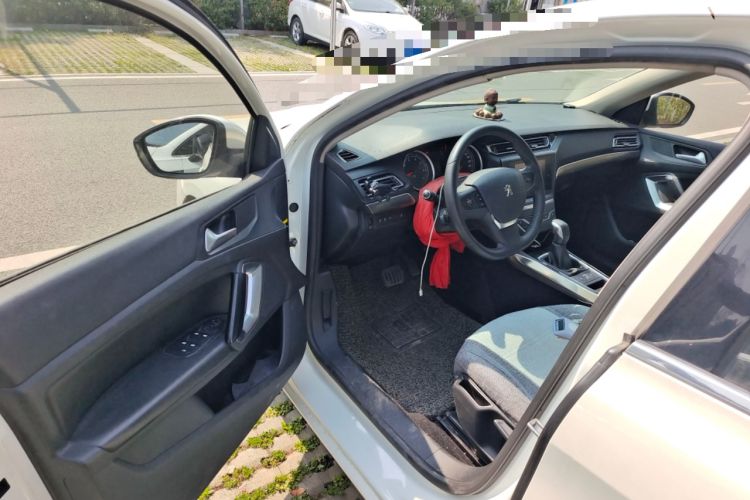 Used Peugeot 408 2014 1.8L Automatic Luxury Edition Driver Seat