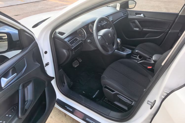 Used Peugeot 408 2014 1.8L Automatic Leading Edition Driver Seat