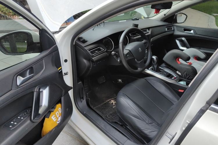 Used Peugeot 408 2014 1.8L Automatic Luxury Edition Driver Seat