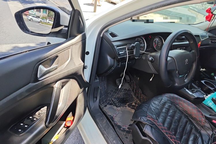 Used Peugeot 408 2014 1.8L Automatic Leading Edition Driver Seat