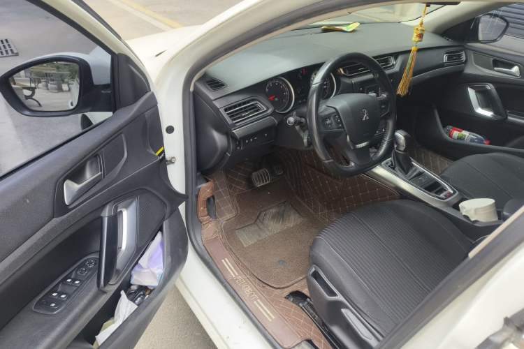 Used Peugeot 408 2014 1.8L Automatic Luxury Edition Driver Seat
