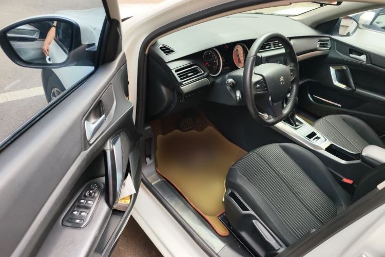 Used Peugeot 408 2014 1.8L Automatic Luxury Edition Driver Seat