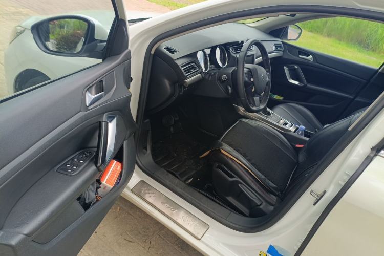 Used Peugeot 408 2014 1.8L Automatic Luxury Edition Driver Seat