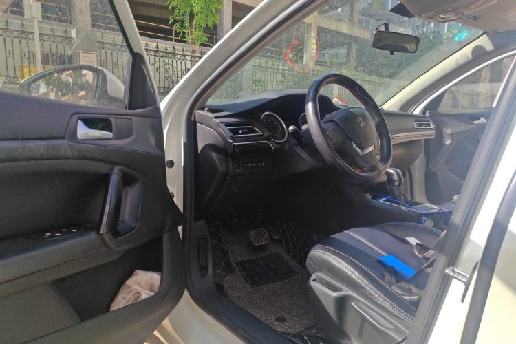 Used Peugeot 408 2014 1.8L Automatic Leading Edition Driver Seat