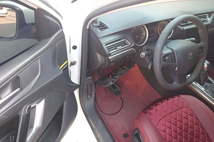 Used Peugeot 408 2014 1.8L Automatic Luxury Edition Driver Seat