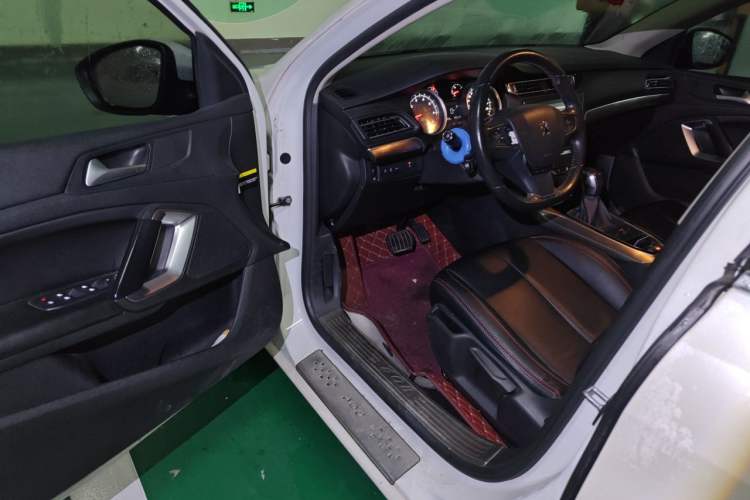 Used Peugeot 408 2014 1.8L Automatic Luxury Edition Driver Seat