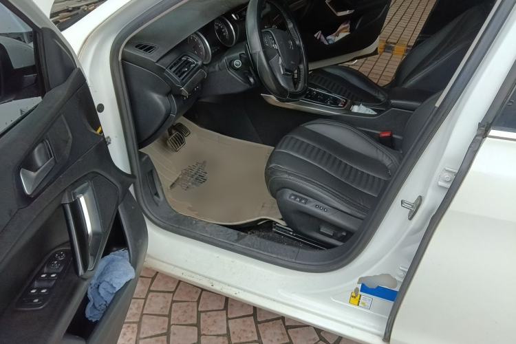 Used Peugeot 408 2014 1.6T Automatic Supreme Edition Driver Seat