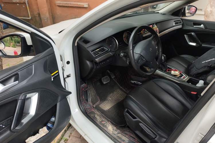 Used Peugeot 408 2014 1.8L Automatic Luxury Edition Driver Seat