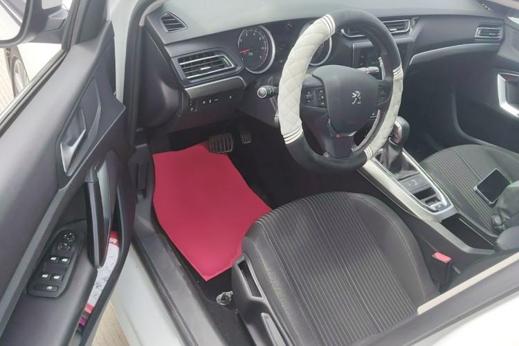 Used Peugeot 408 2014 1.8L Automatic Luxury Edition Driver Seat