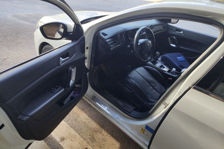 Used Peugeot 408 2014 1.8L Automatic Luxury Edition Driver Seat