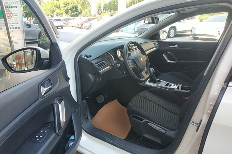 Used Peugeot 408 2014 1.8L Automatic Luxury Edition Driver Seat