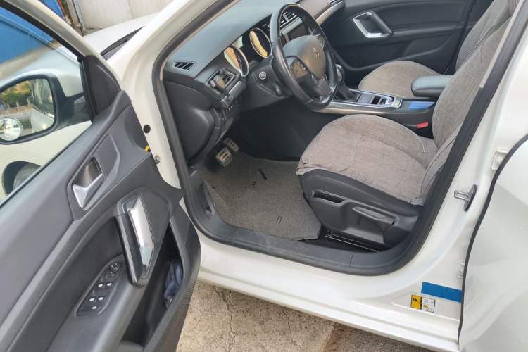 Used Peugeot 408 2014 1.8L Automatic Luxury Edition Driver Seat