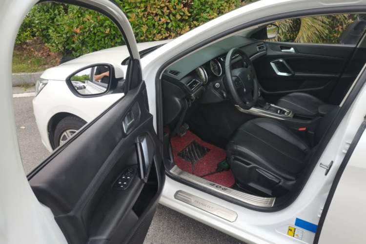 Used Peugeot 408 2014 1.8L Automatic Luxury Edition Driver Seat