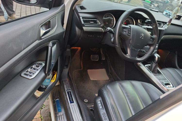 Used Peugeot 408 2014 1.6T Automatic Supreme Edition Driver Seat