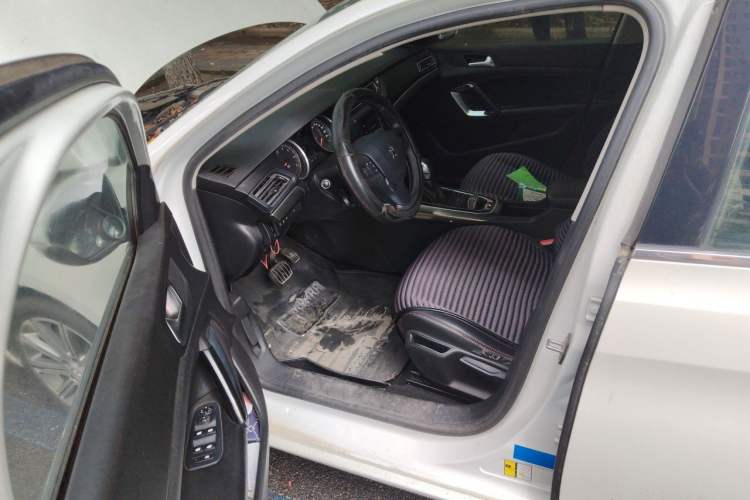 Used Peugeot 408 2014 1.8L Automatic Luxury Edition Driver Seat