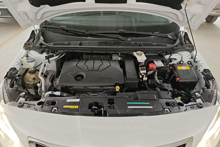 Used Peugeot 408 2014 1.8L Automatic Luxury Edition Engine Bay