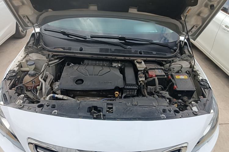 Used Peugeot 408 2014 1.8L Automatic Luxury Edition Engine Bay
