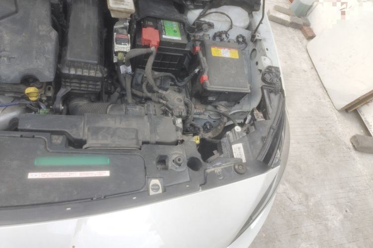 Used Peugeot 408 2014 1.8L Automatic Leading Edition Engine Bay Left