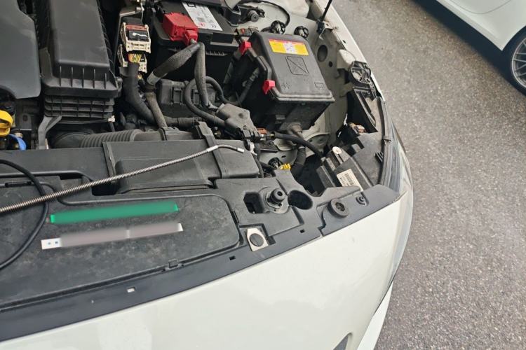 Used Peugeot 408 2014 1.8L Manual Leading Edition Engine Bay Left