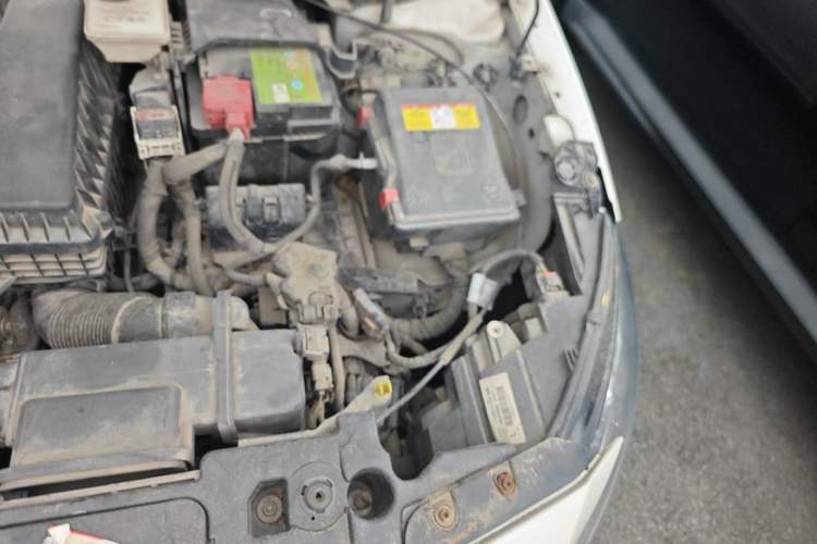 Used Peugeot 408 2014 1.8L Automatic Luxury Edition Engine Bay Left