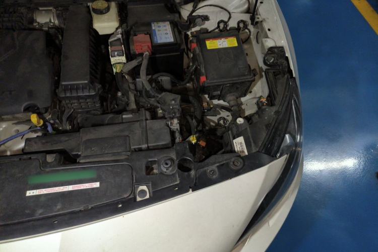 Used Peugeot 408 2014 1.8L Automatic Luxury Edition Engine Bay Left