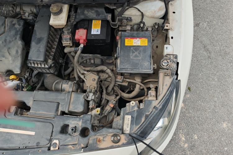 Used Peugeot 408 2014 1.8L Automatic Luxury Edition Engine Bay Left