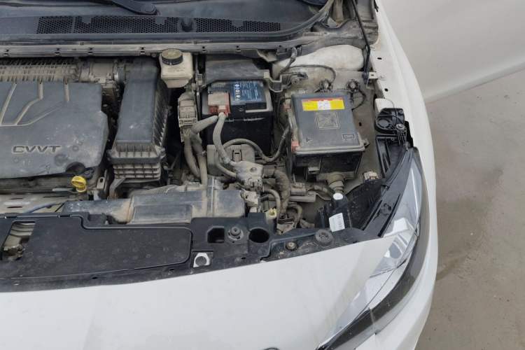 Used Peugeot 408 2014 1.8L Automatic Luxury Edition Engine Bay Left