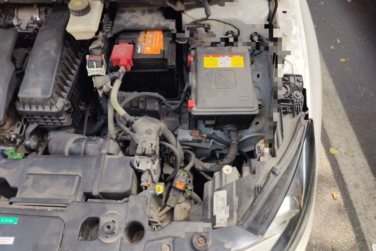 Used Peugeot 408 2014 1.8L Automatic Luxury Edition Engine Bay Left