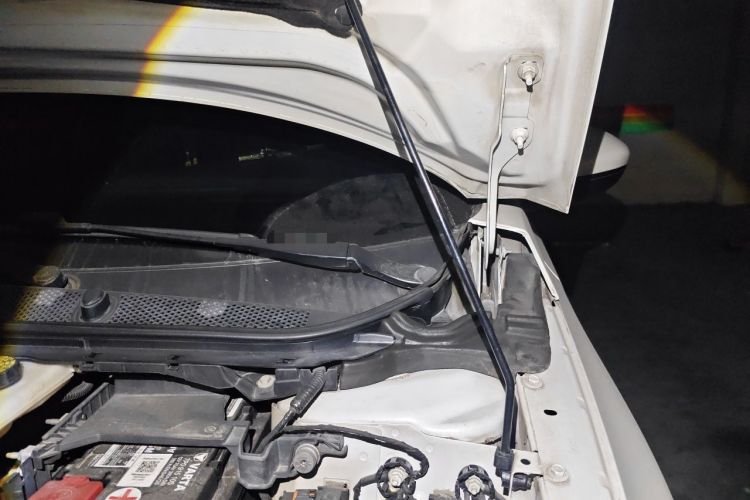 Used Peugeot 408 2014 1.8L Automatic Luxury Edition Engine Bay Left