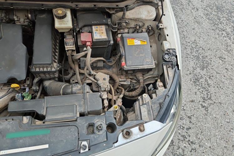 Used Peugeot 408 2014 1.8L Automatic Luxury Edition Engine Bay Left