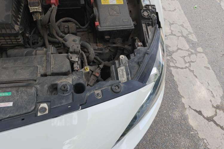 Used Peugeot 408 2014 1.8L Automatic Luxury Edition Engine Bay Left