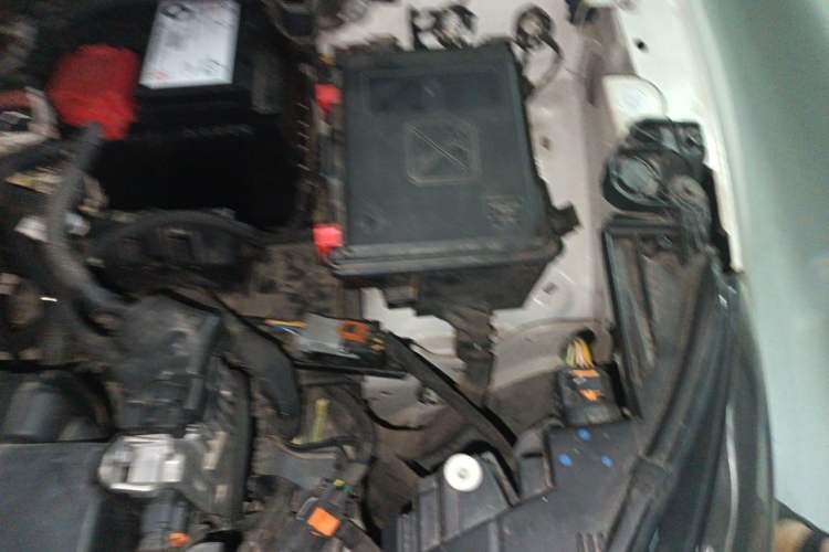 Used Peugeot 408 2014 1.8L Manual Leading Edition Engine Bay Left
