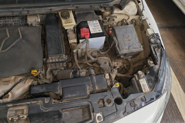 Used Peugeot 408 2014 1.8L Automatic Luxury Edition Engine Bay Left