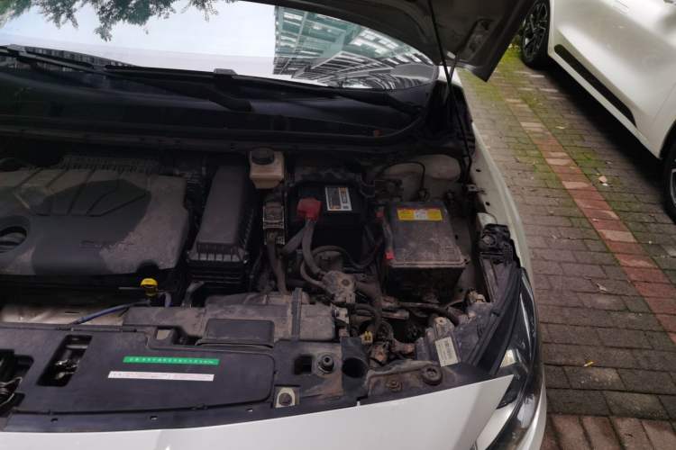 Used Peugeot 408 2014 1.8L Automatic Luxury Edition Engine Bay Left