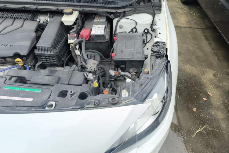 Used Peugeot 408 2014 1.8L Manual Leading Edition Engine Bay Left