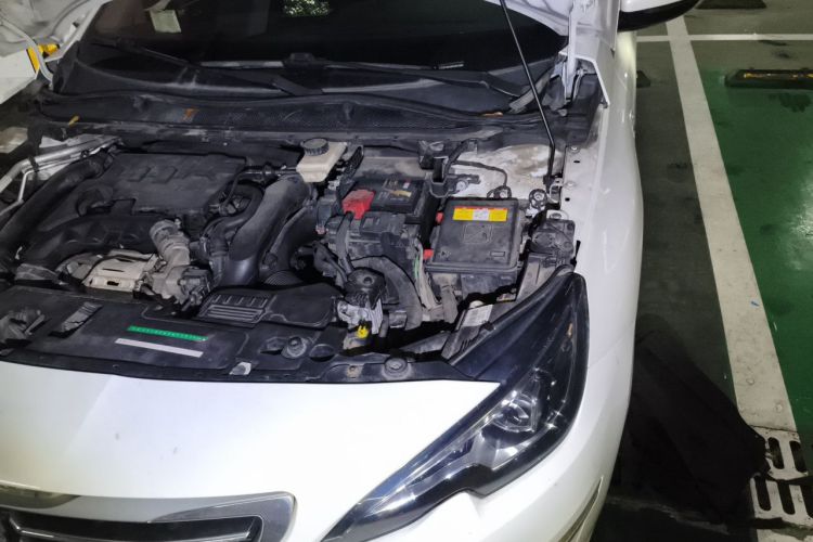 Used Peugeot 408 2014 1.6T Automatic Supreme Edition Engine Bay Left