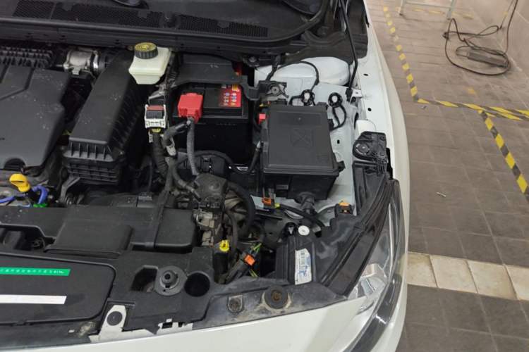 Used Peugeot 408 2014 1.8L Automatic Luxury Edition Engine Bay Left