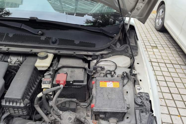 Used Peugeot 408 2014 1.8L Automatic Luxury Edition Engine Bay Left