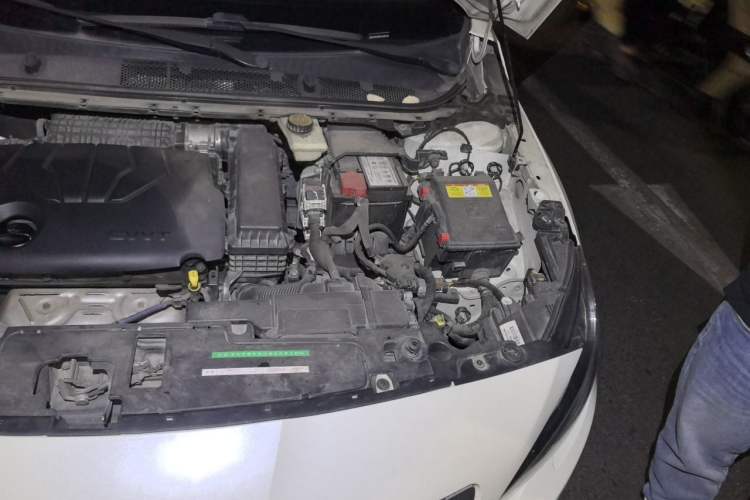 Used Peugeot 408 2014 1.8L Automatic Luxury Edition Engine Bay Left