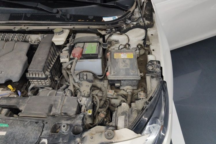 Used Peugeot 408 2014 1.8L Automatic Luxury Edition Engine Bay Left