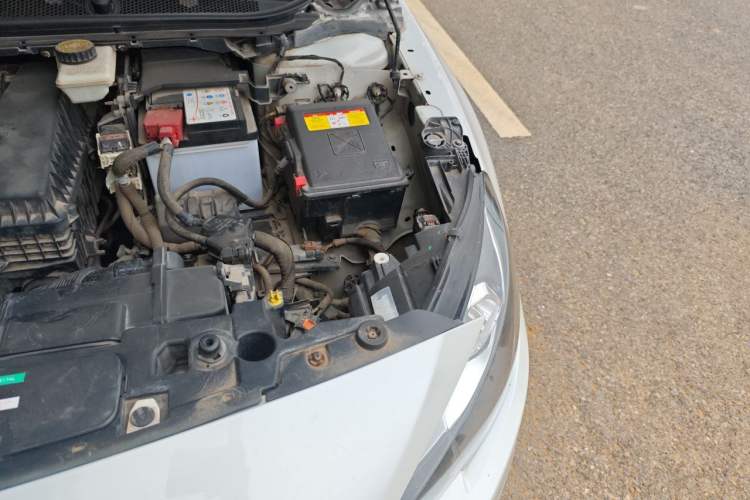 Used Peugeot 408 2014 1.8L Manual Leading Edition Engine Bay Left