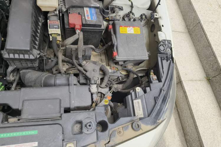 Used Peugeot 408 2014 1.8L Automatic Luxury Edition Engine Bay Left