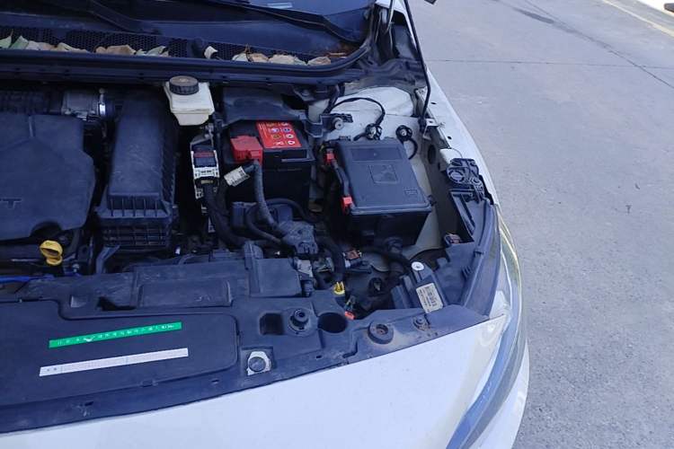 Used Peugeot 408 2014 1.8L Automatic Luxury Edition Engine Bay Left