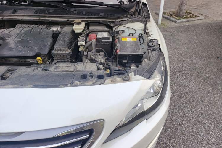 Used Peugeot 408 2014 1.8L Automatic Luxury Edition Engine Bay Left