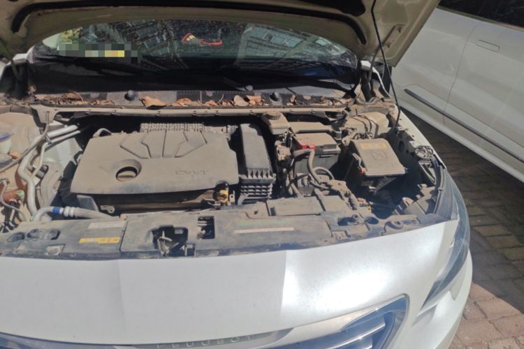 Used Peugeot 408 2014 1.8L Automatic Leading Edition Engine Bay Left