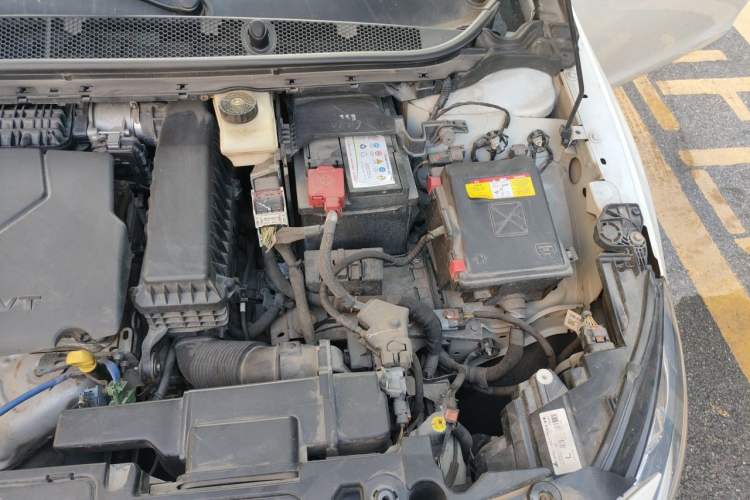 Used Peugeot 408 2014 1.8L Automatic Luxury Edition Engine Bay Left